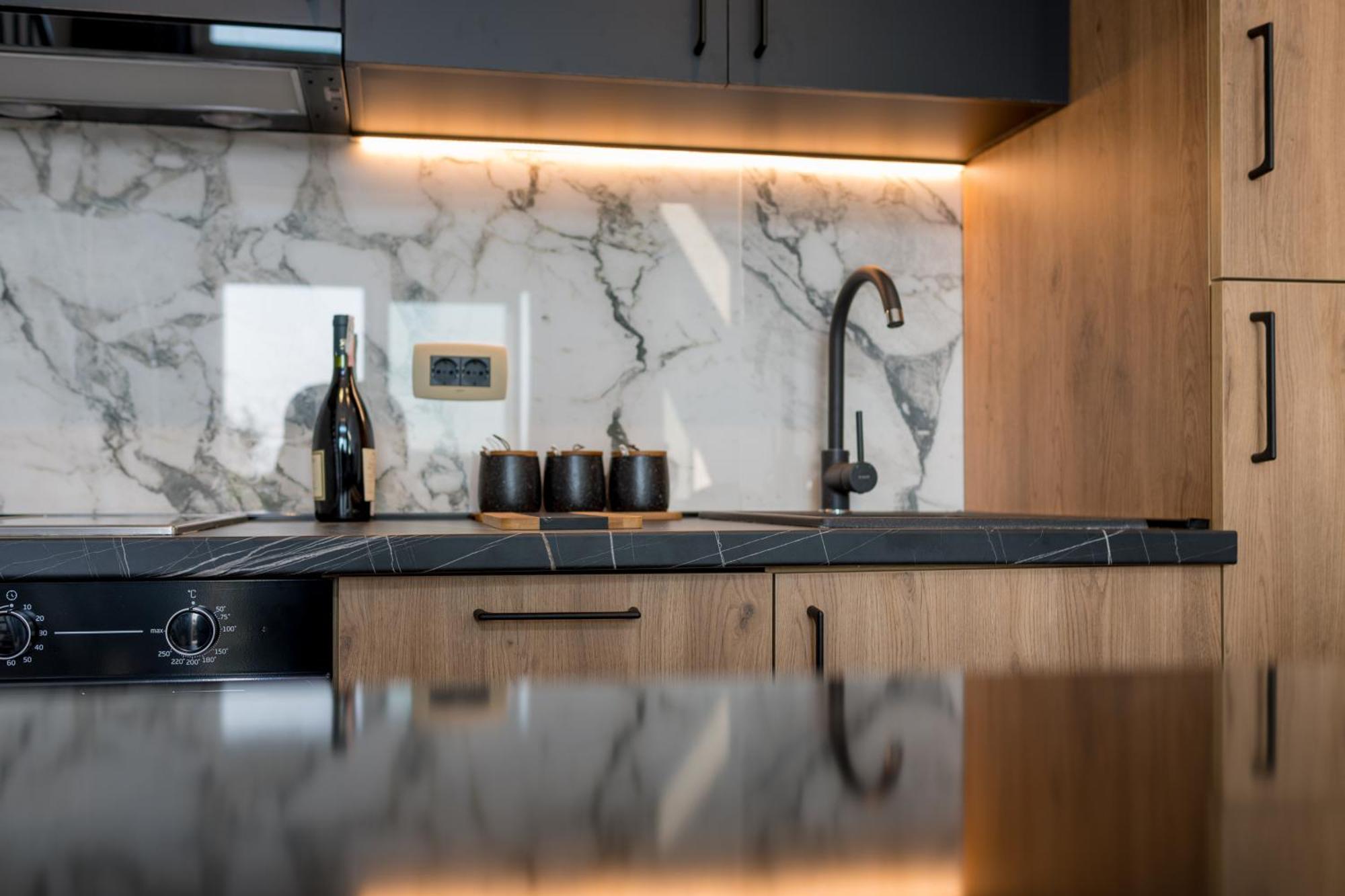 Appartement En Chene 科托尔 外观 照片
